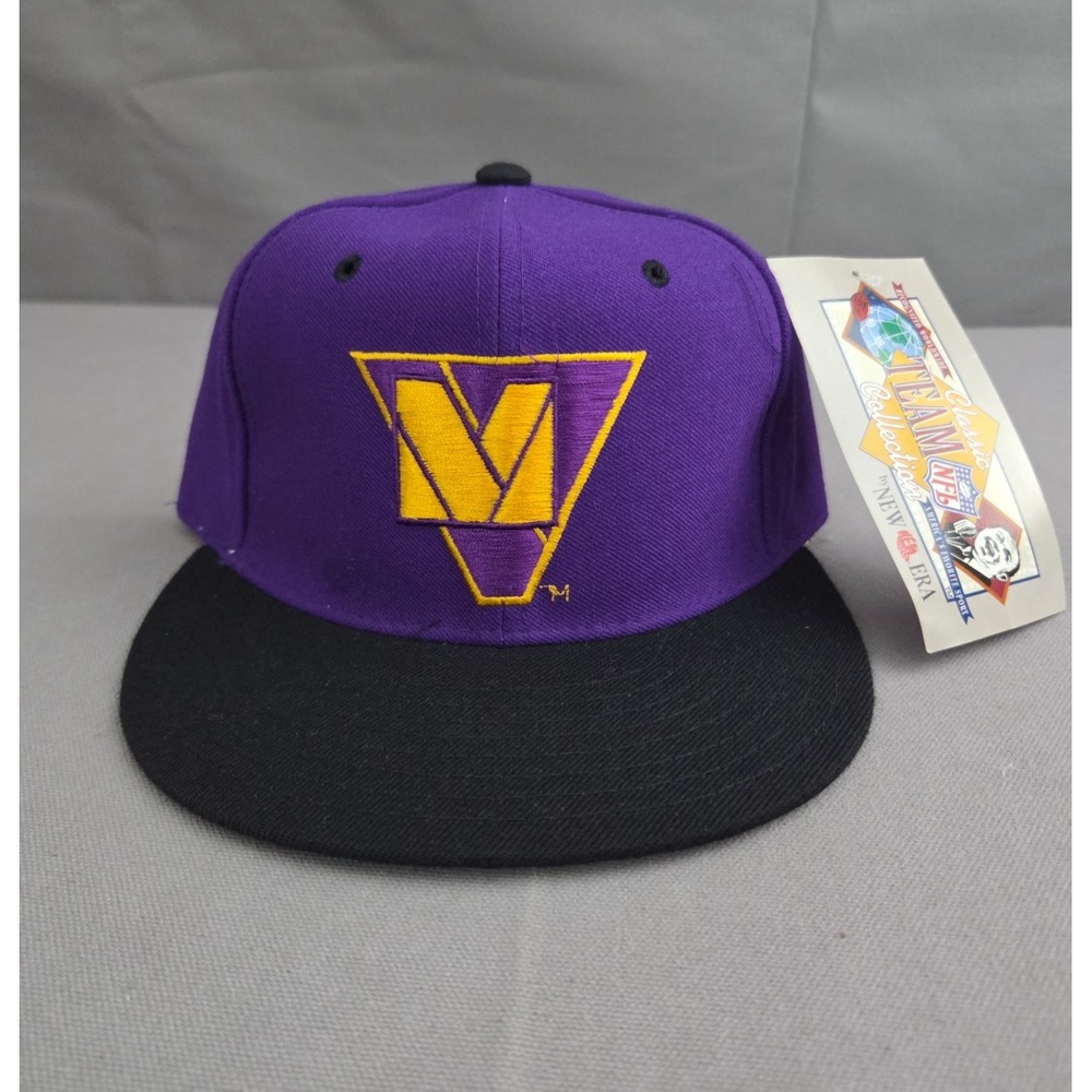 Vintage Minnesota Vikings Hat Mens 7 1/8 Purple Black Wool Fitted Cap Deadstock